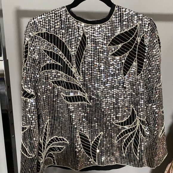 Top - Picture 3 of 3